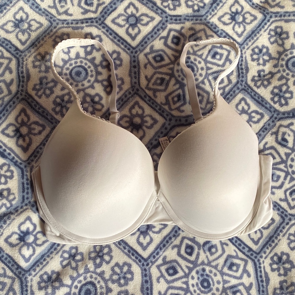 Victoria's Secret Smooth Nude T-Shirt Bra